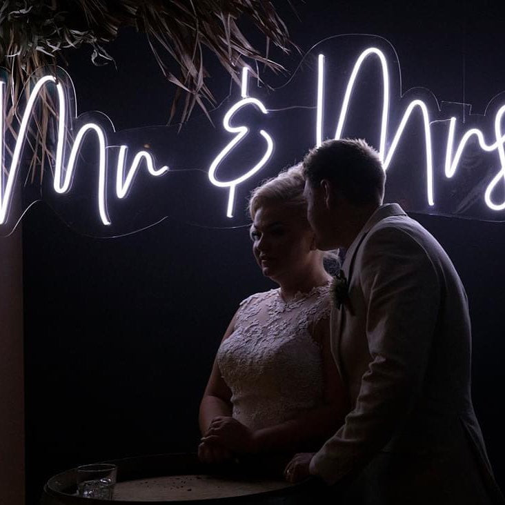 Mr&Mrs Neon Sign